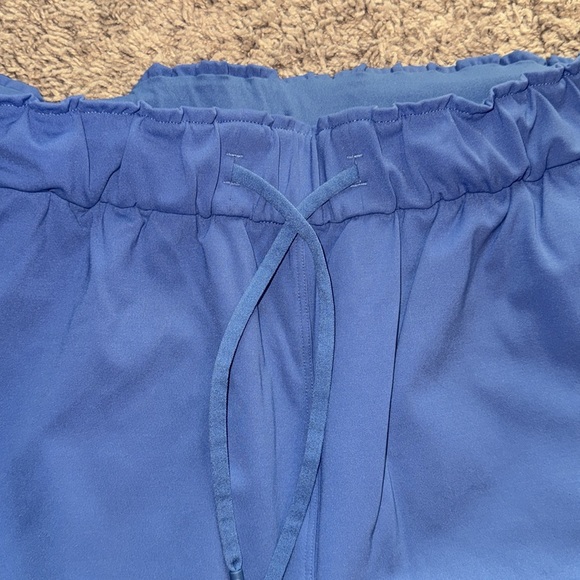 Lululemon Stretch High-Rise Jogger - Picture 3 of 6